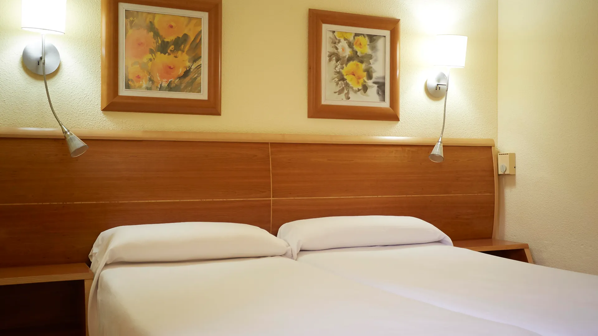 Invisa Hotel La Cala (Adults Only) Santa Eularia des Riu 4*,  Spain